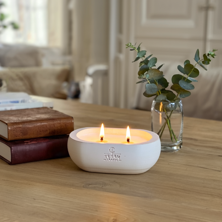 Coconut and Santal scented Soy Candle | Alma Collection