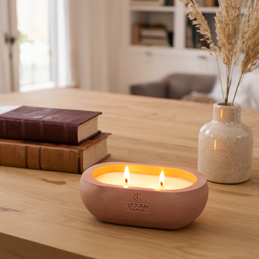 Cinnamon Vanilla scented Soy Candle | Alma Collection